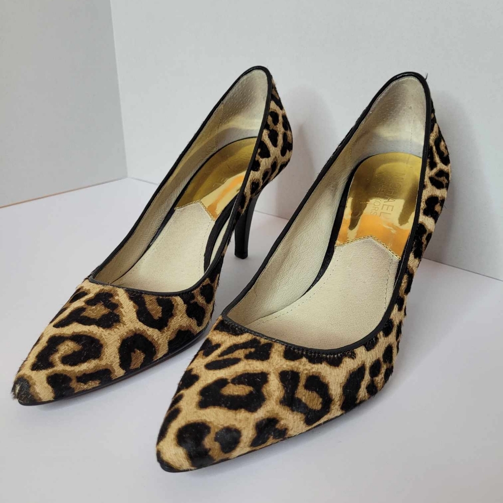 Michael kors leopard print size 7 heel